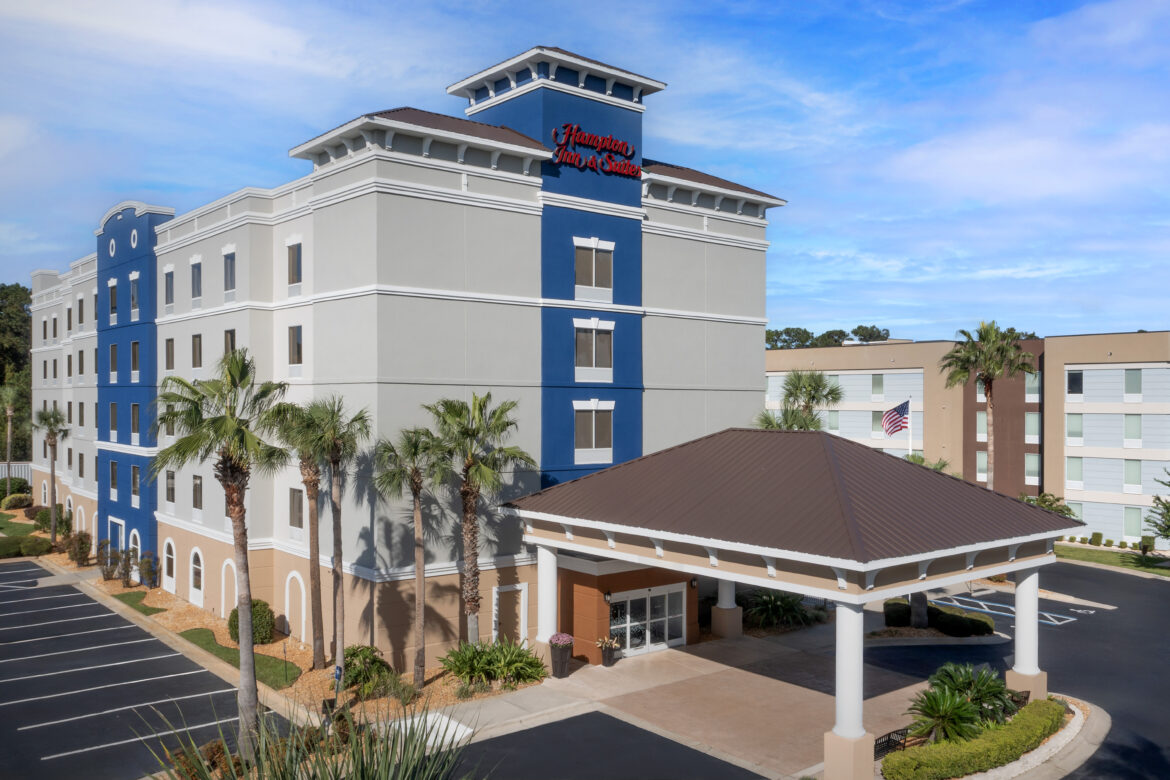 Hampton Inn & Suites