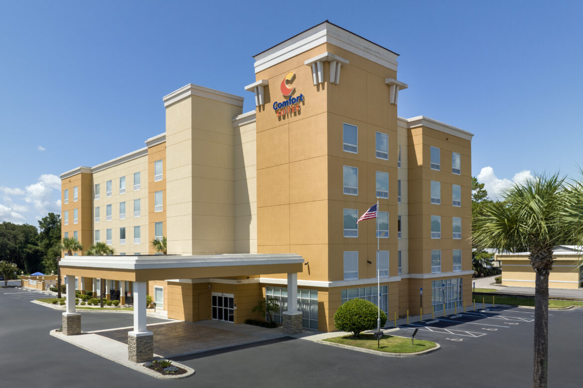 Comfort Suites